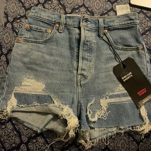 NWT Levi Jean Shorts